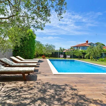 Villa Tina *